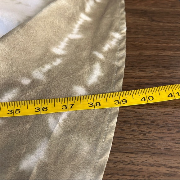 NWT PrettyLittleThing Gold and Cream Backless Dress - Picture 10 of 10